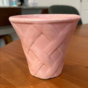 Vintage Pink USA Pottery Planter Vase – Crackle Glaze, Mid-Cent
